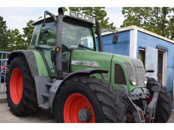 Traktor FENDT 700 Vario