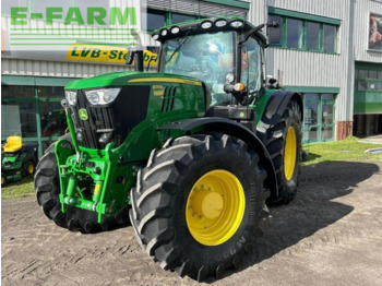 Traktor JOHN DEERE 6215R