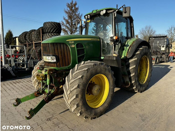 Traktor JOHN DEERE 7530