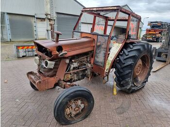 Traktor MASSEY FERGUSON 100 series