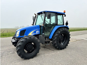 Traktor NEW HOLLAND TL90