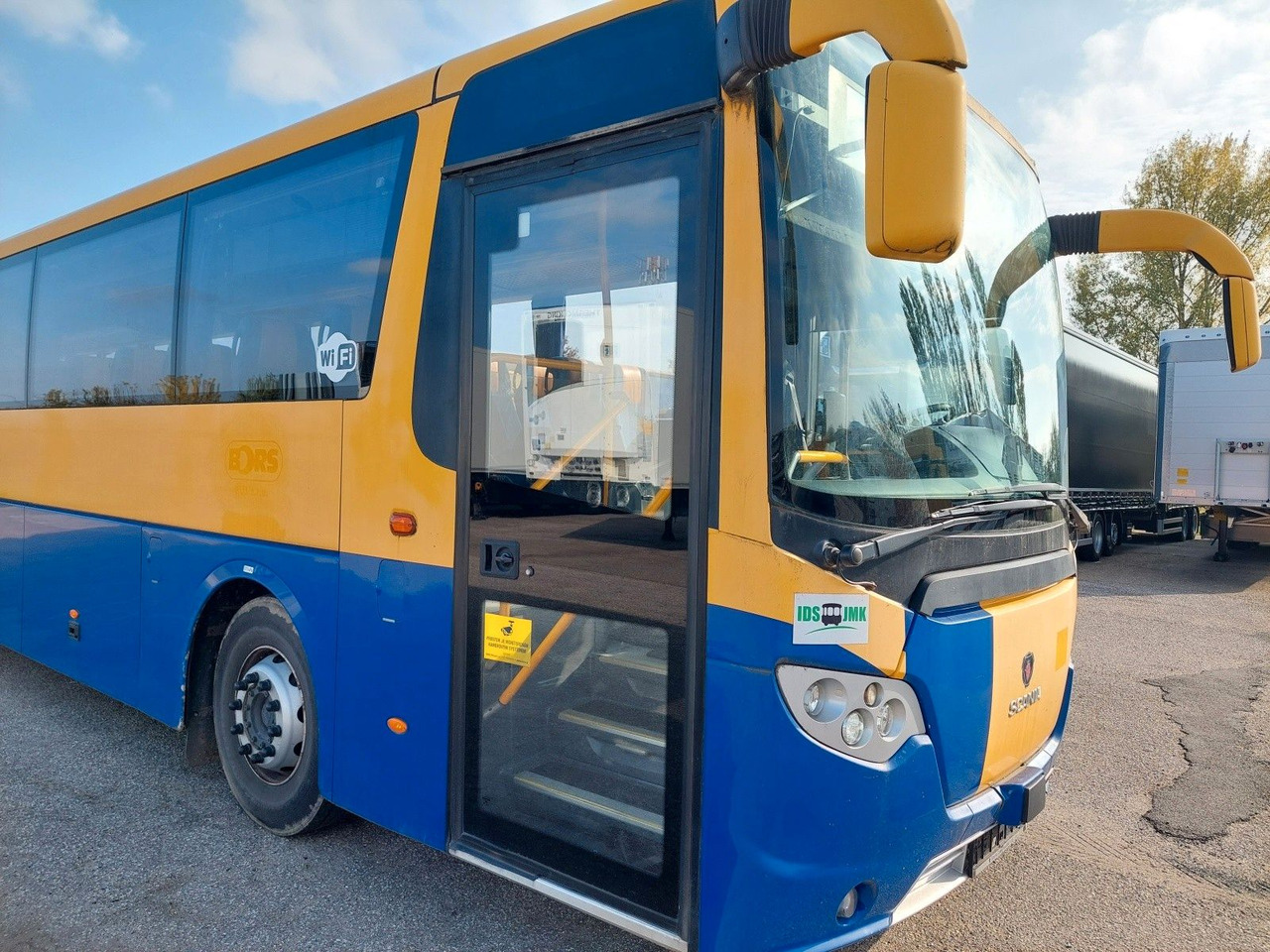 Autobus příměstský Scania Omniexpress 64 Sitzplätze/ Seats