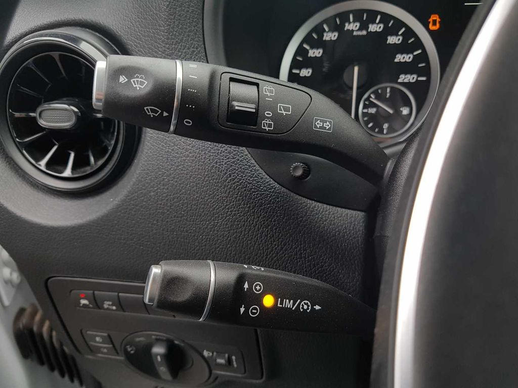 Minibus, Mikrobus Mercedes-Benz Vito 114 CDI Tourer 9G Klima Audio40 Extralang: obrázek 12