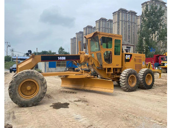 Grejdr CATERPILLAR 140H