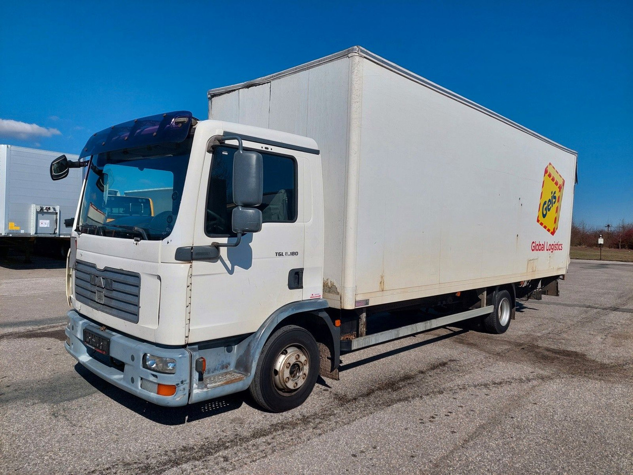Dodávka skřín MAN TGL 7.180 4X2 BL