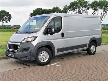 Furgon Peugeot Boxer 2.0 bluehdi 130 premium