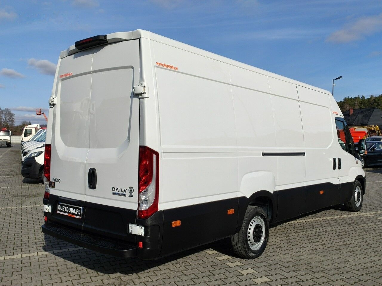 IVECO Daily 35 S17 leasing IVECO Daily 35 S17: obrázek 9