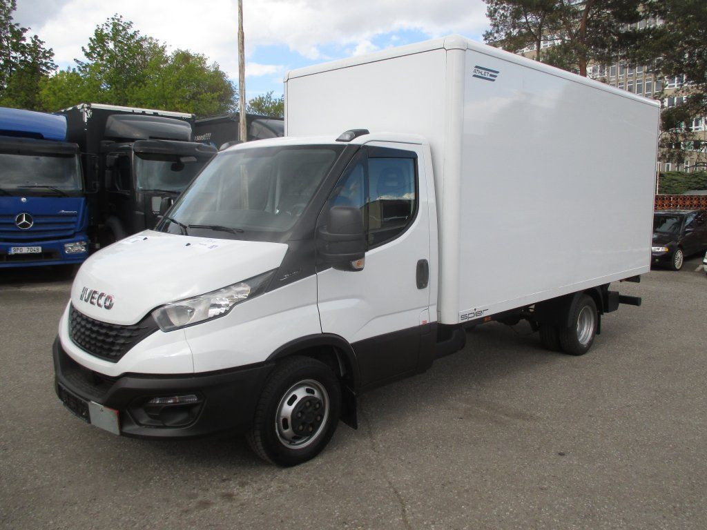 Iveco Daily 35C16  leasing Iveco Daily 35C16: obrázek 1