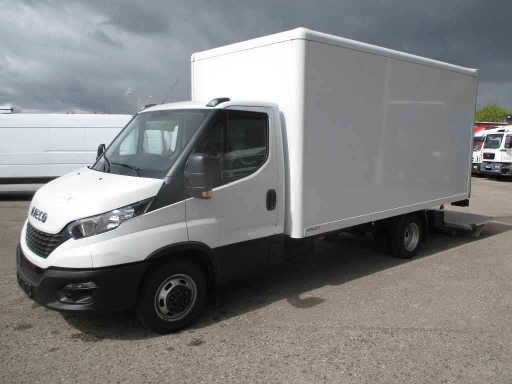 Iveco Daily 35C16  leasing Iveco Daily 35C16: obrázek 1