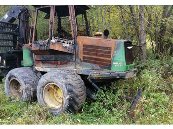 Lesní traktor JOHN DEERE