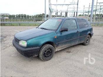 Osobní auto VOLKSWAGEN GOLF