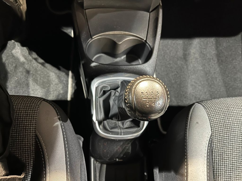 Osobní auto Toyota Yaris 1.5 Dual-VVT-iE Y20 Club, LED, Klima, DAB: obrázek 24