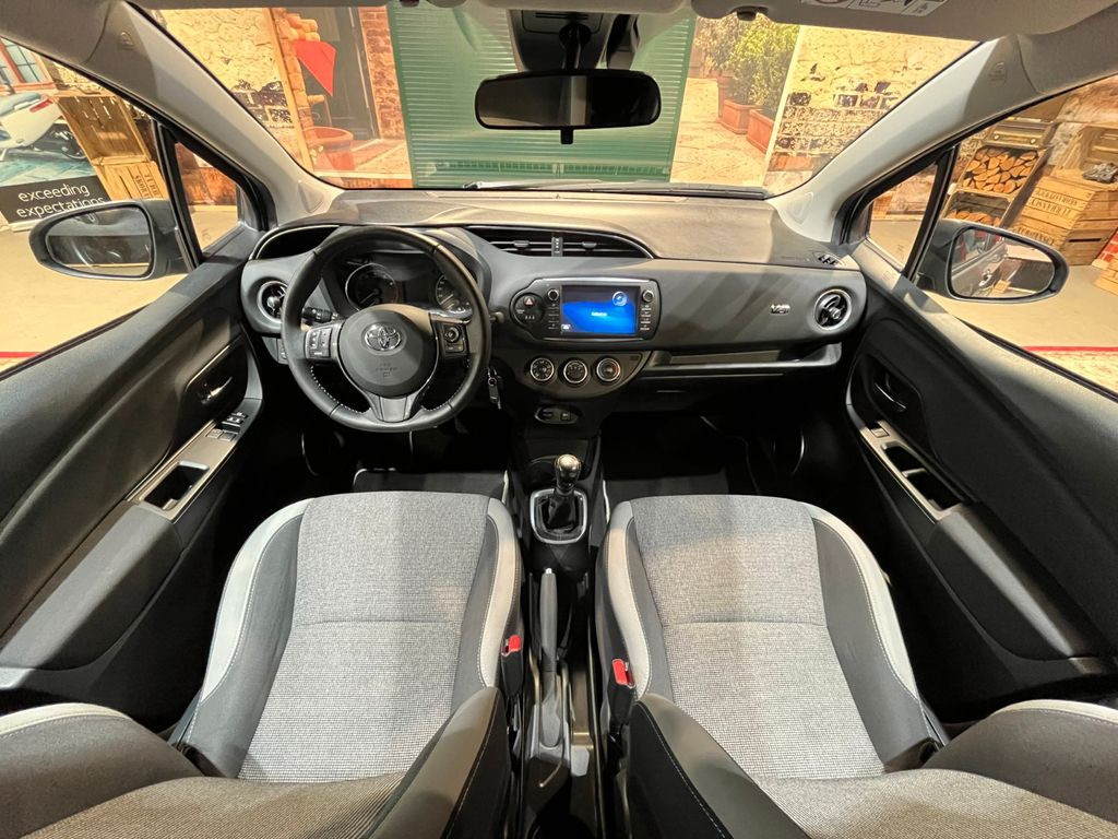 Osobní auto Toyota Yaris 1.5 Dual-VVT-iE Y20 Club, LED, Klima, DAB: obrázek 15