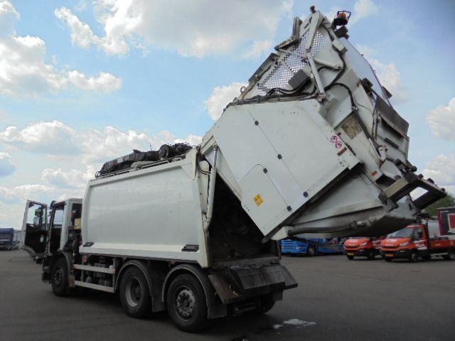 Vůz na odvoz odpadků Ginaf C-3128 N EEV: obrázek 5