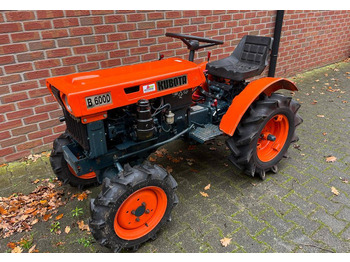 Kubota B 6000  - Komunální traktor