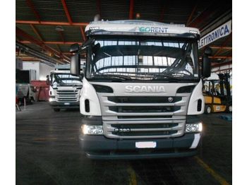 Vůz na odvoz odpadků SCANIA CP14 P320