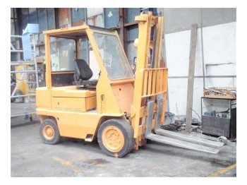 Cat VC600 - Dieselový vysokozdvižný vozík