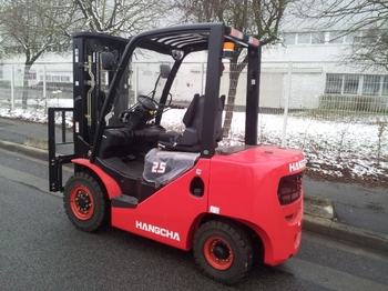 Hangcha XF25D 2500 - Dieselový vysokozdvižný vozík