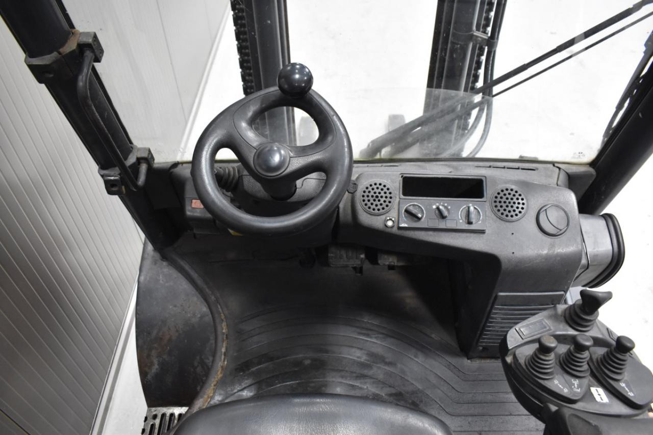Dieselový vysokozdvižný vozík LINDE H 45 D: obrázek 7