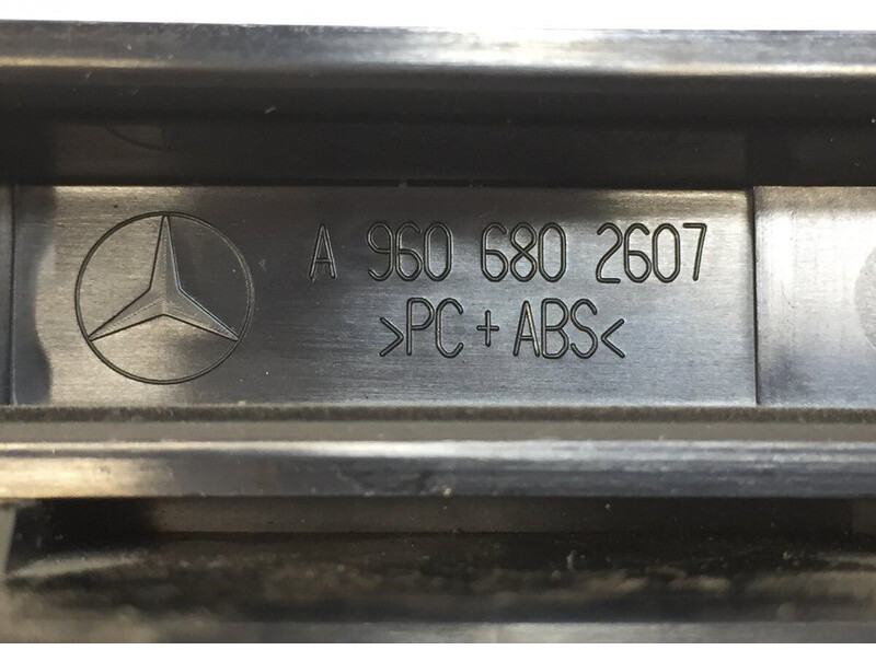 Nárazník pro Nákladní auto Mercedes-Benz Actros MP4 2551 (01.13-): obrázek 5
