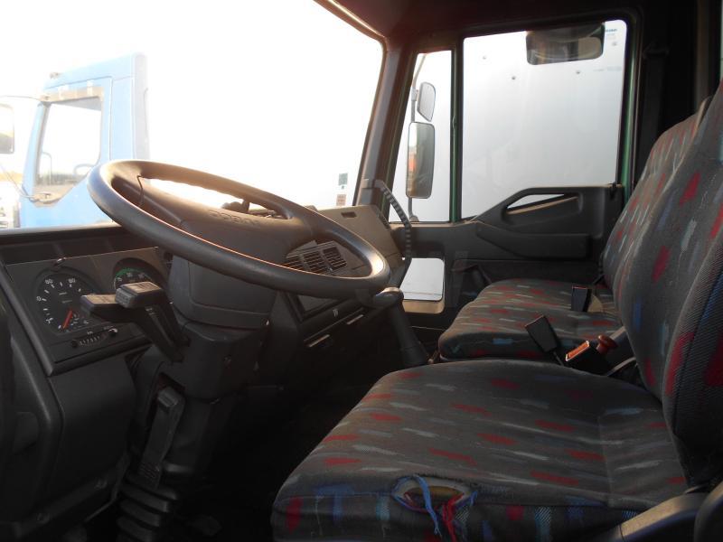 Plachtový nákladní auto Iveco Eurocargo 75E14: obrázek 9