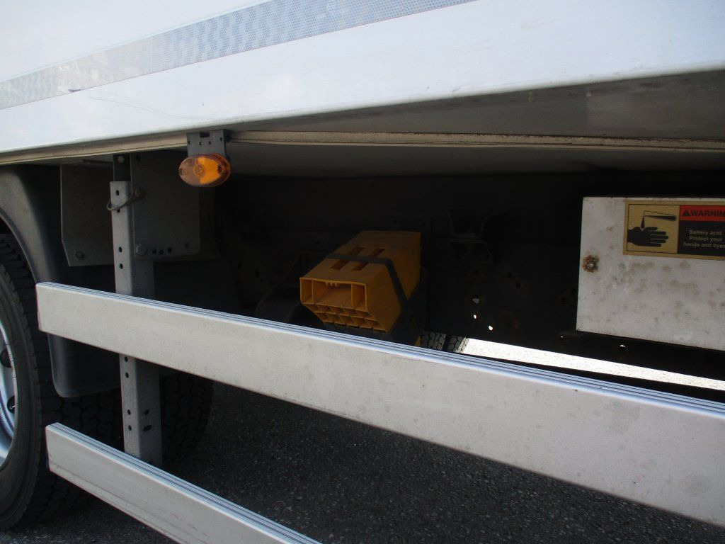 Chladírenský nákladní automobil Iveco ML120E25: obrázek 15