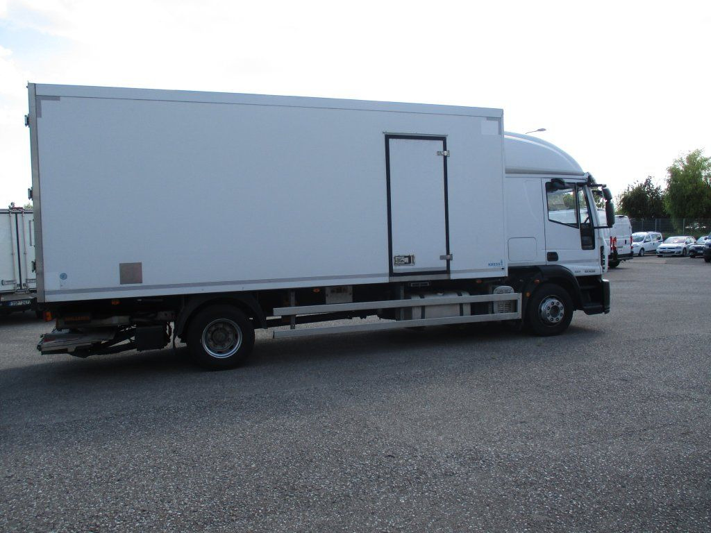 Chladírenský nákladní automobil Iveco ML120E25: obrázek 5