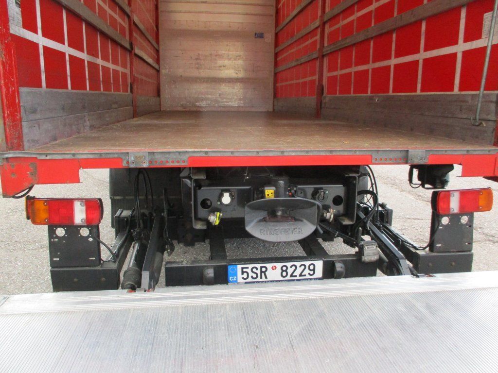 Plachtový nákladní auto MAN TGM 18.340 mit LBW: obrázek 11