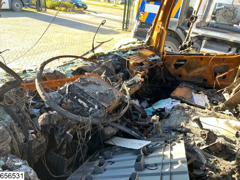 Skříňový nákladní auto Mercedes-Benz Atego 1018 EURO 5, Manual, Fire damage: obrázek 8