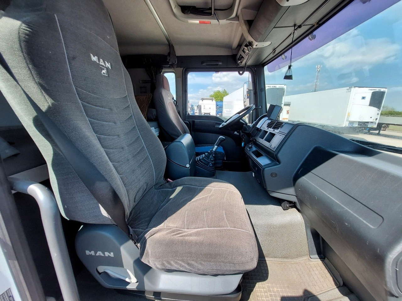 Nákladní automobil valníkový/ Plošinový MAN GA 26.320 6X2-2 BL + Kran Fassi F110AC22