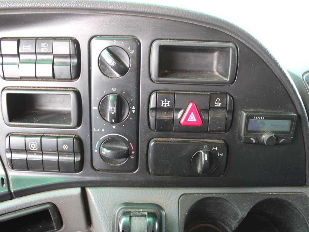 Nákladní automobil valníkový/ Plošinový Mercedes-Benz Actros 2644, 6X4, EURO 4, CRANE FASSI F210