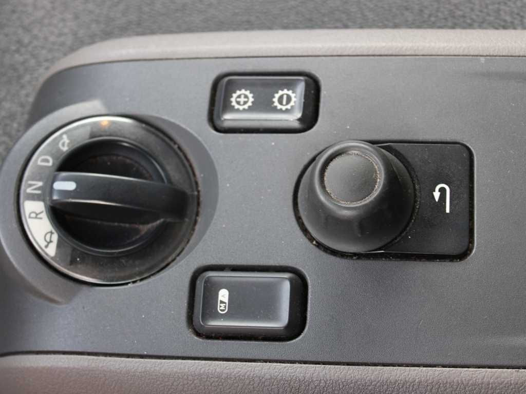 Plachtový nákladní auto DAF LF 290 FA , EURO 6, SLEEPING CABIN