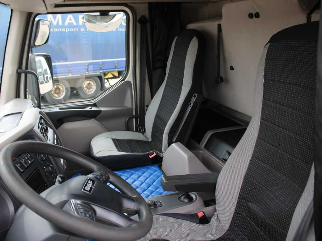 Plachtový nákladní auto DAF LF 290 FA, EURO 6, SLEEPING CABIN