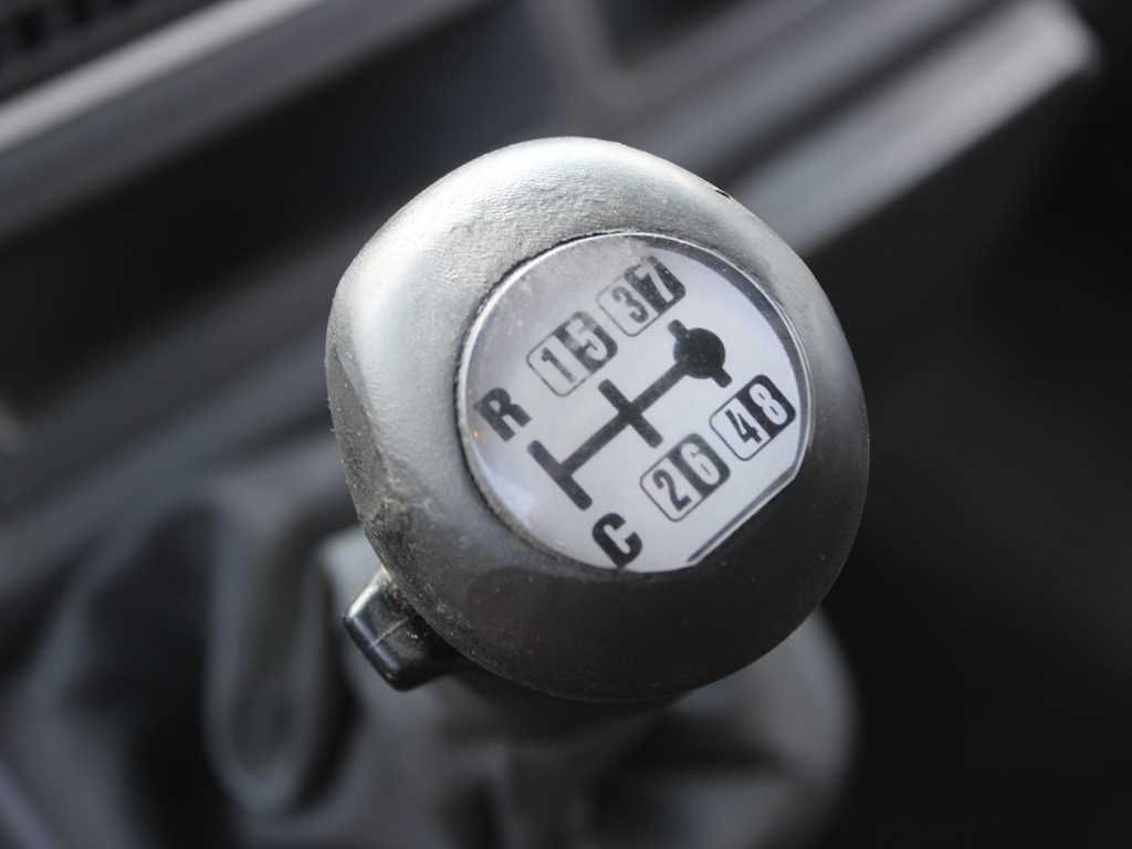 Plachtový nákladní auto Iveco EUROCARGO 120E22