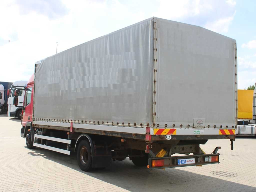 Plachtový nákladní auto Iveco EUROCARGO 120E22