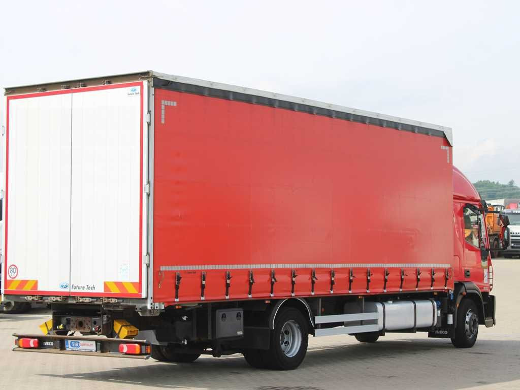Plachtový nákladní auto Iveco EUROCARGO 160E28, EURO 6