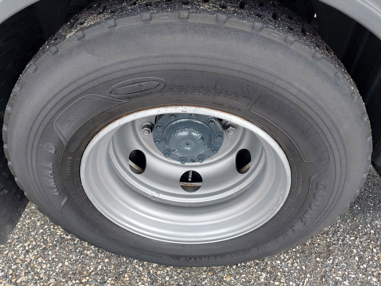 Plachtový nákladní auto MAN TGL 12.250 BL 4x2