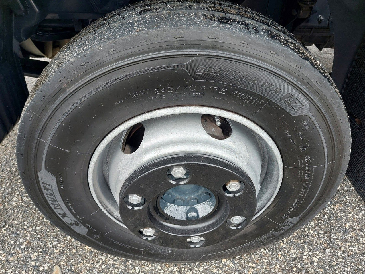 Plachtový nákladní auto MAN TGL 12.250 BL 4x2