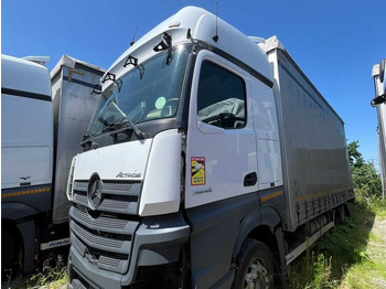Plachtový nákladní auto  Mercedes-Benz Actros 2542, 6X2