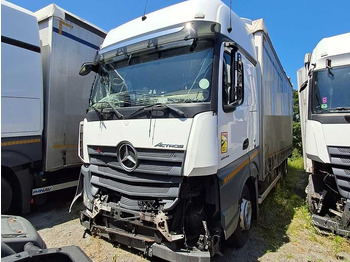 Plachtový nákladní auto  Mercedes-Benz Actros 2542, 6X2