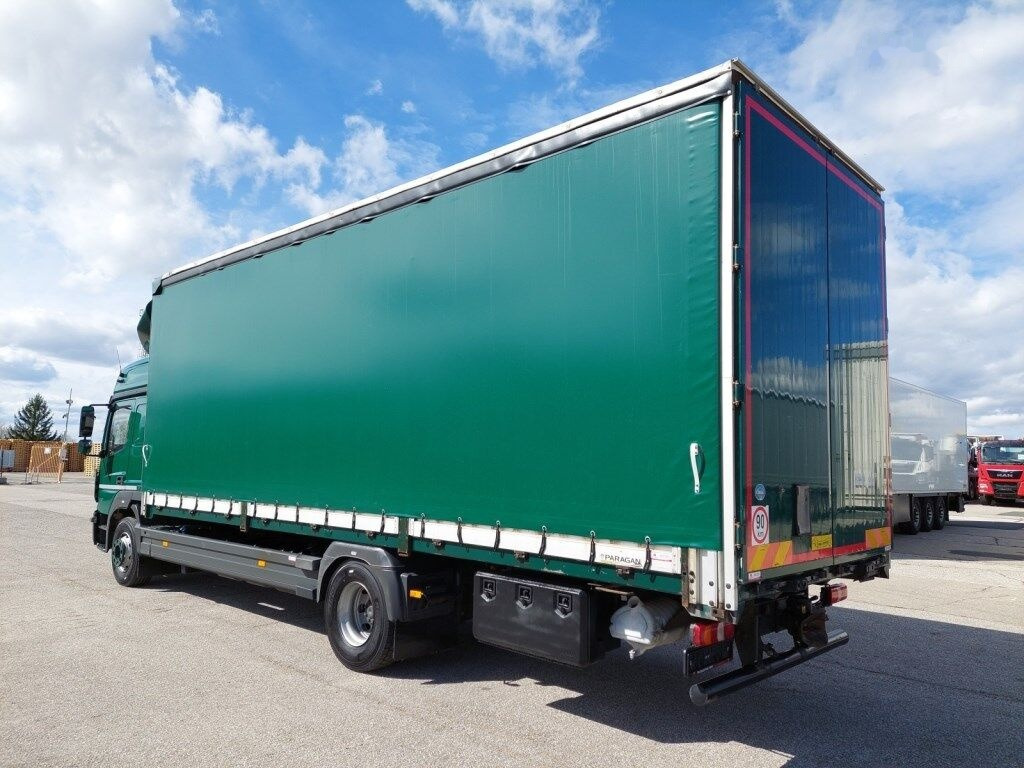 Plachtový nákladní auto Mercedes-Benz Atego 1530 L 4x2