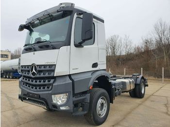 Podvozek s kabinou Mercedes-Benz 1836 Arocs