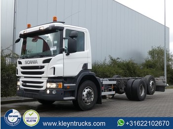 Podvozek s kabinou Scania P360 6x2*4,pto/pump
