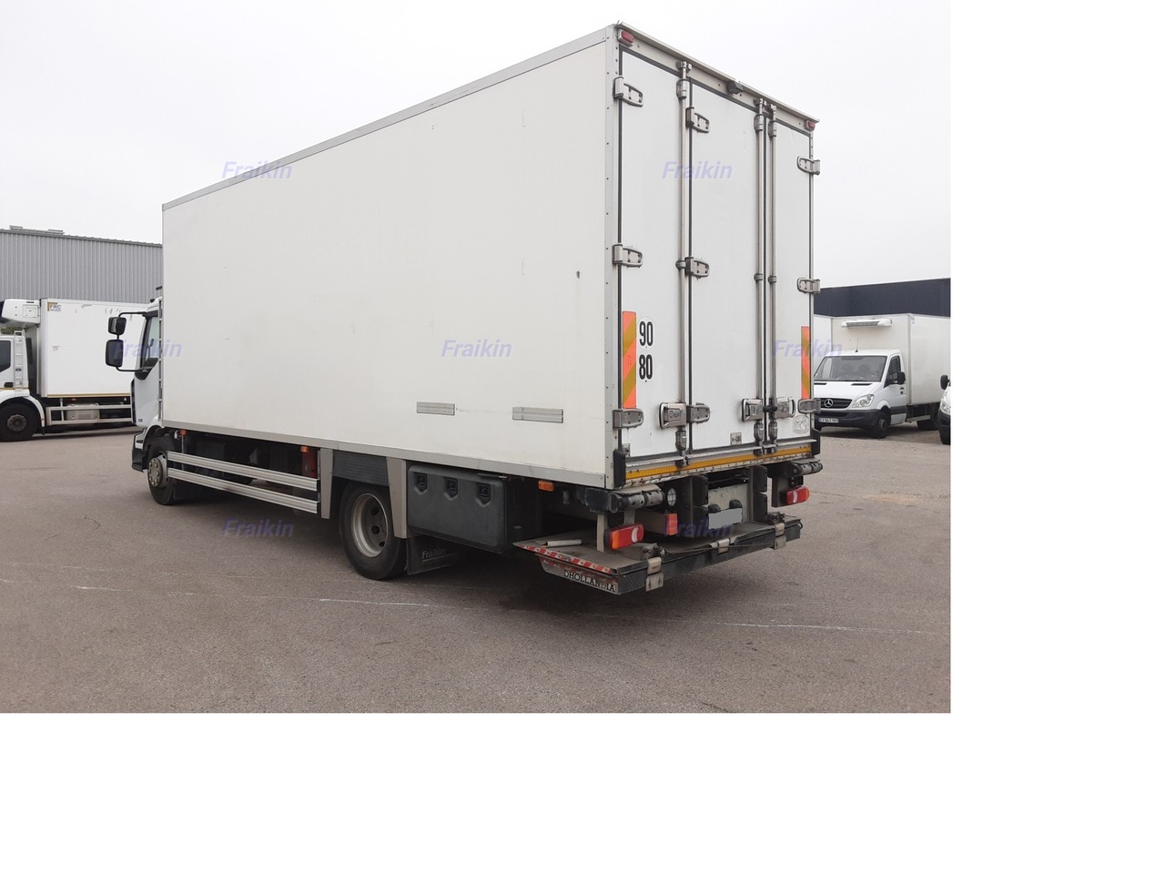 Chladírenský nákladní automobil pro dopravu potravin RENAULT MIDLUM FRIGO MIDLUM 220.14 BITEMPERATURA: obrázek 6