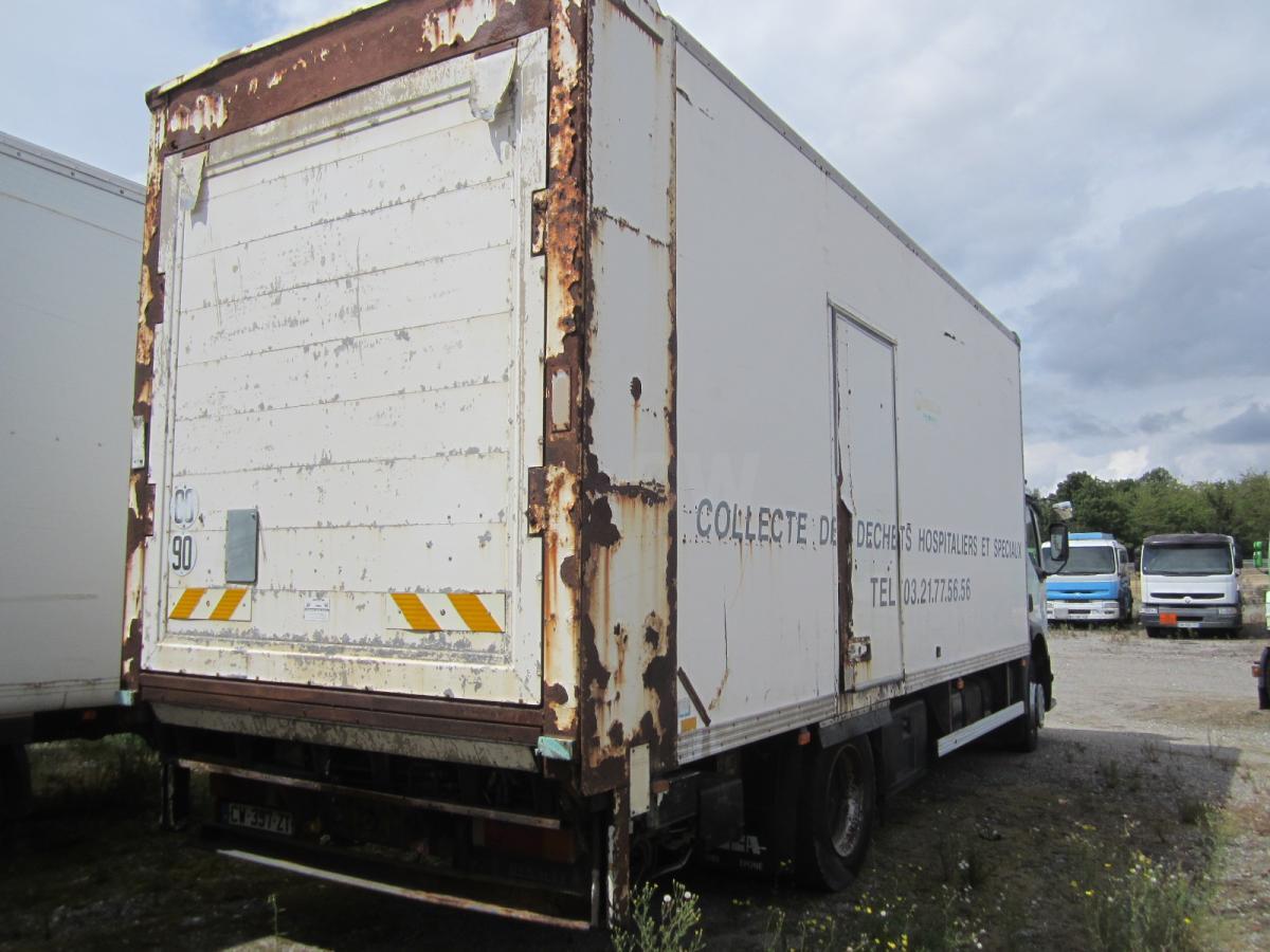 Skříňový nákladní auto Renault Midlum 220 DCI: obrázek 2