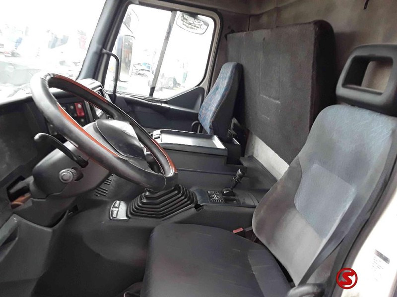 Podvozek s kabinou Renault Premium 250 lames: obrázek 9