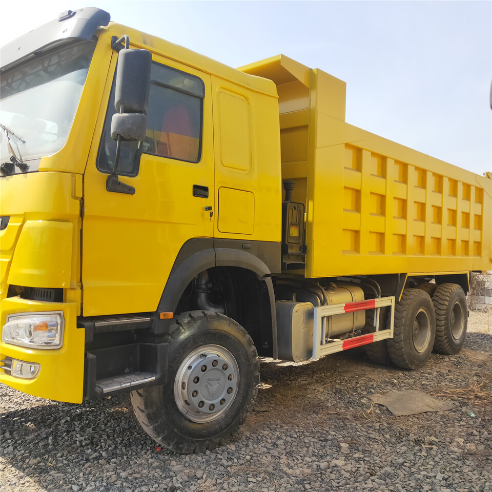 SINOTRUK HOWO - Sklápěč: obrázek 2