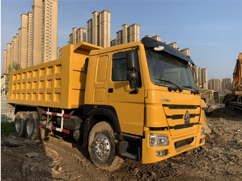 Sklápěč pro dopravu těžké techniky SINOTRUK Howo 371 Dump truck 6x4: obrázek 1
