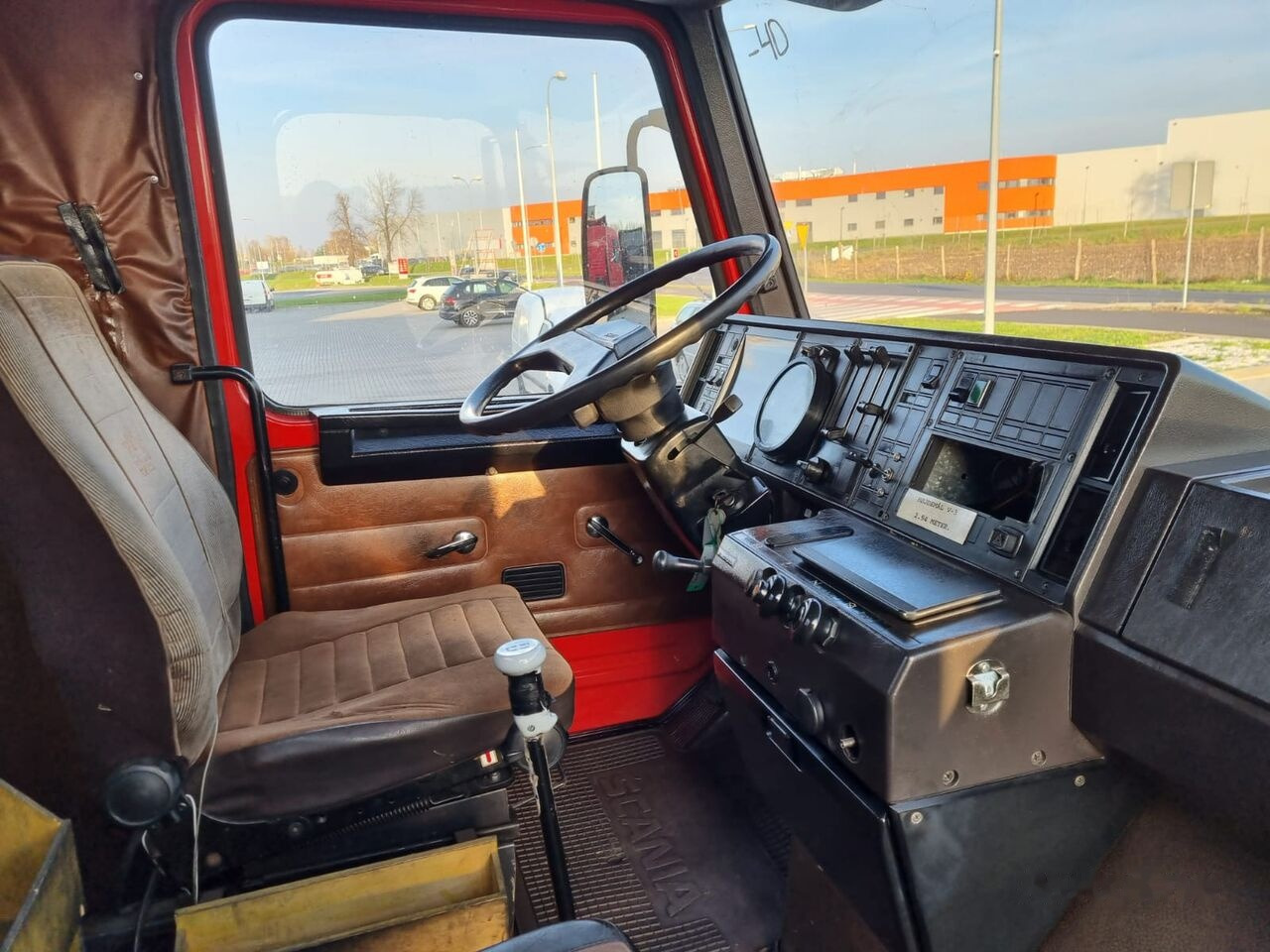 Podvozek s kabinou Scania 82M 210: obrázek 24