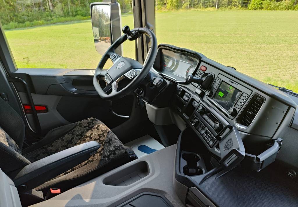 Podvozek s kabinou Scania G-500 6X2*4 5950: obrázek 7